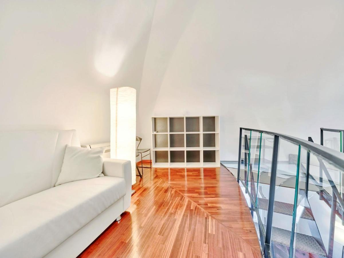 Splendid Apartment In The Historic Center Milán Exterior foto